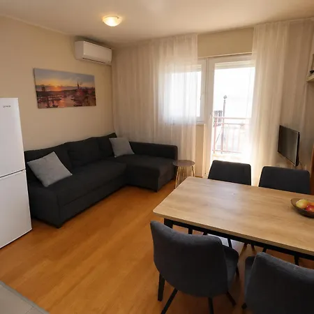 Apartment Helios 1